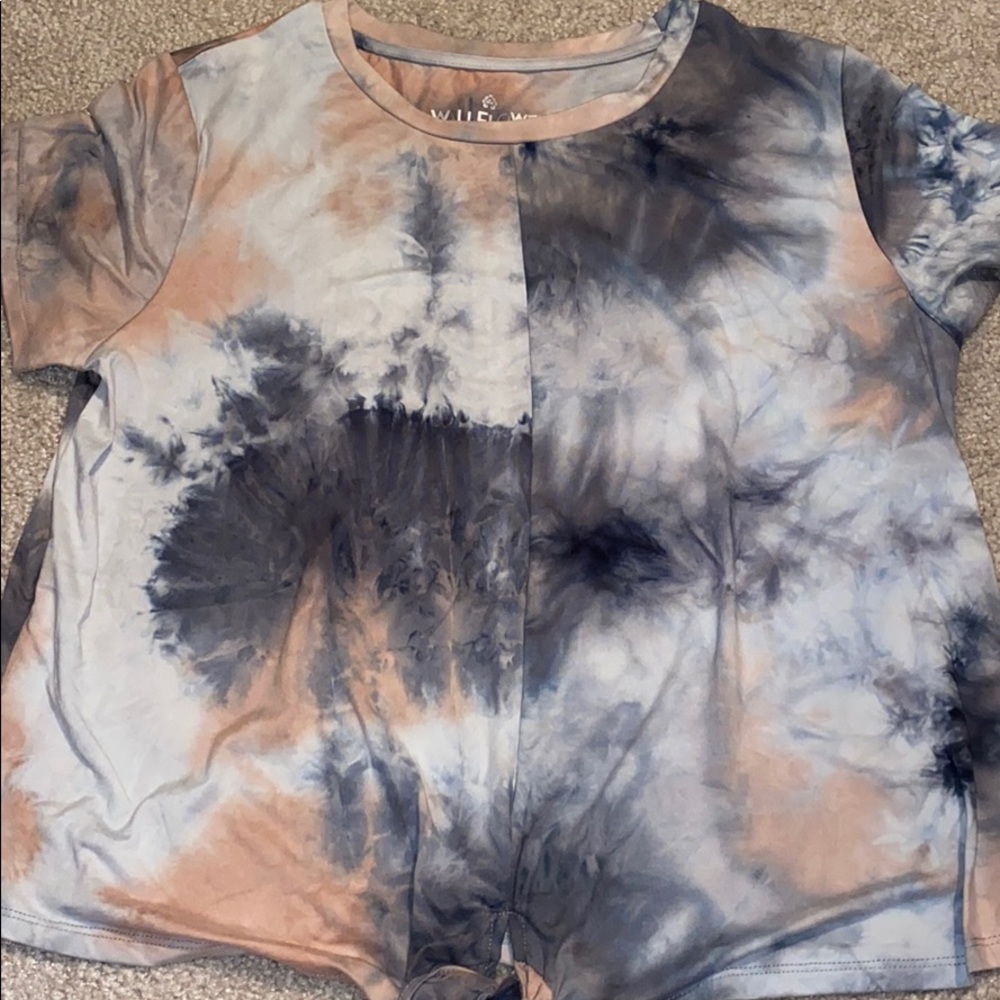 (3/$15 Sale) Tie Front Juniors Top